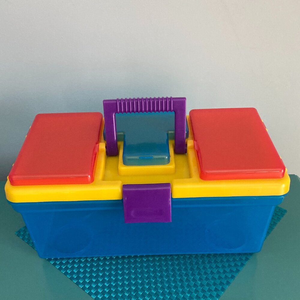 Littlest Pet Shop~Tackle Box~Translucent Colors~Purple Clip~Storage Container